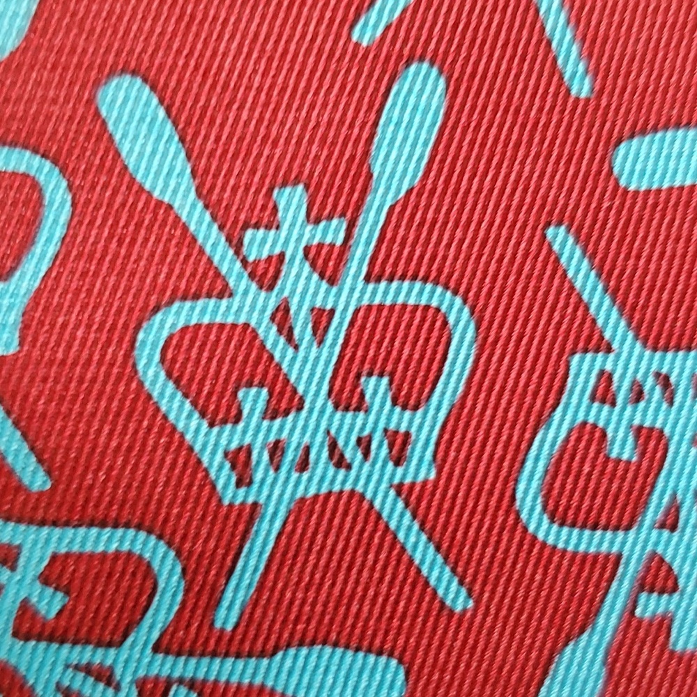 Brand Unknown Silk Necktie - Picture 4 of 8